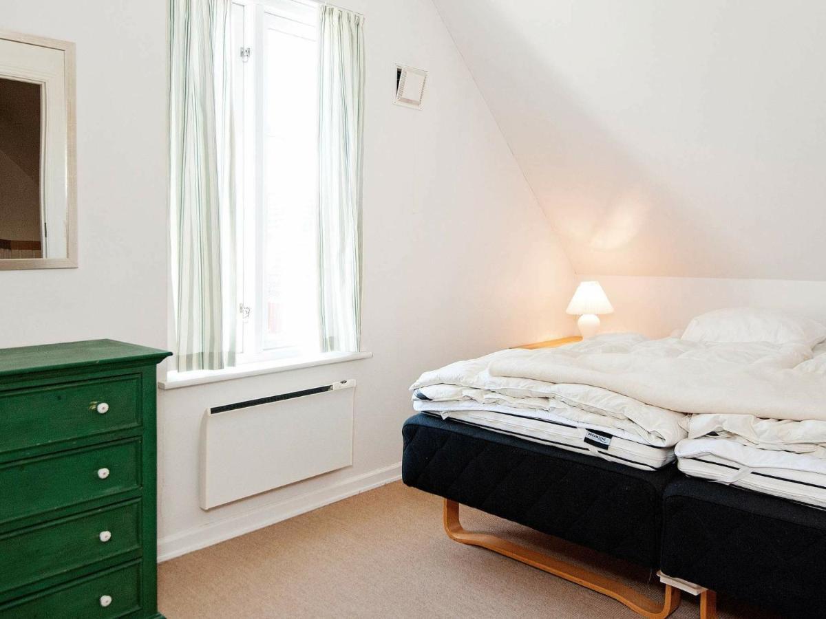 6 Person Holiday Home In Bl Vand Blåvand Exteriör bild